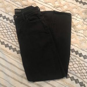 ✨FLASH SALE✨ Black High-Waisted Levi’s